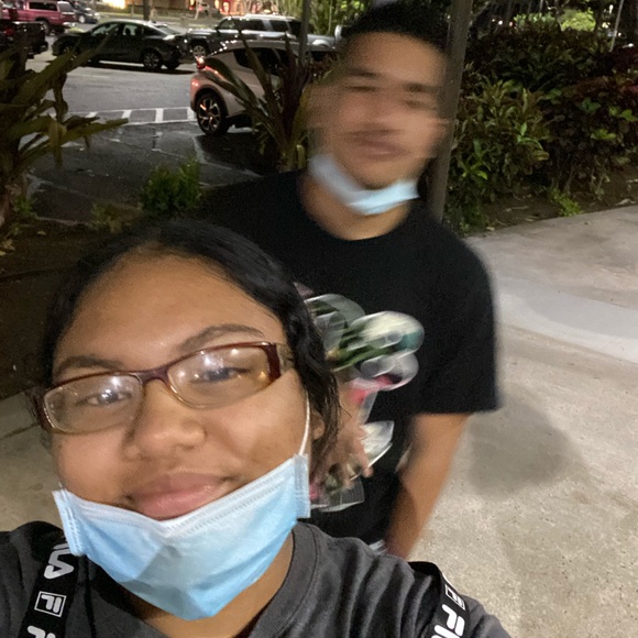 Meet your Posher, Vinolynn - Picture 5 of 5